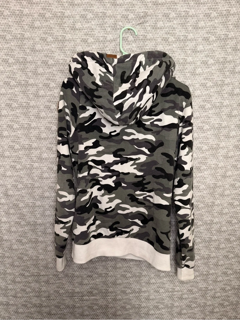 Wanakome Women Small Camouflage Hoodie Sweatshirt Long Sleeve Pullover